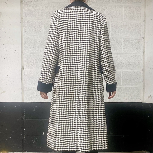 Black & White Long Houndstooth Pea Coat Size Small - Picture 3 of 8